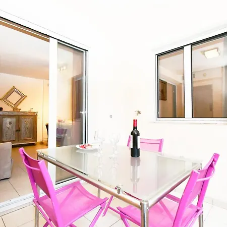 شقة The Old Port Chez Antonella