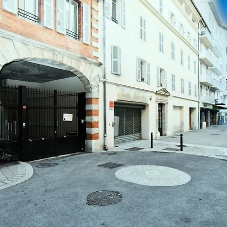 The Old Port Chez Antonella Cannes