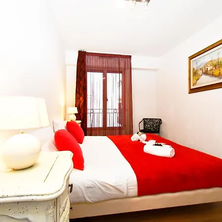 The Old Port Chez Antonella Апартаменты