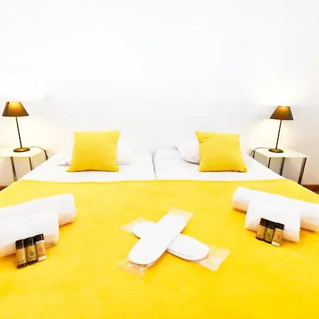 The Old Port Chez Antonella * Канны