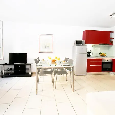 The Old Port Chez Antonella * Канны